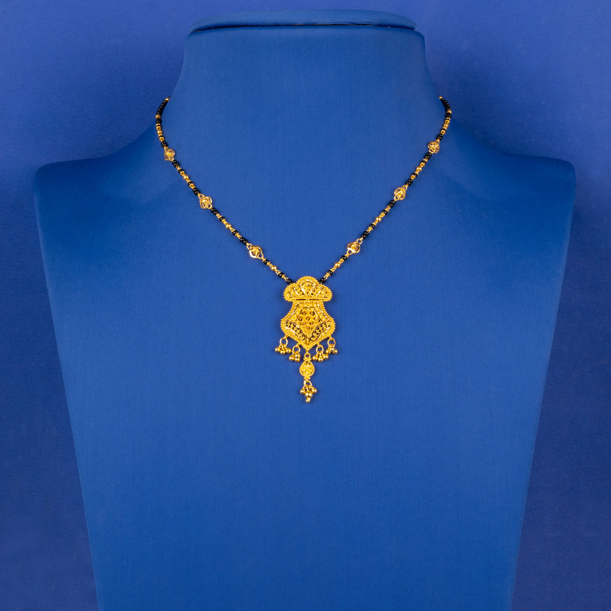 Serene Devotion: 22K Gold Mangalsutra Necklace