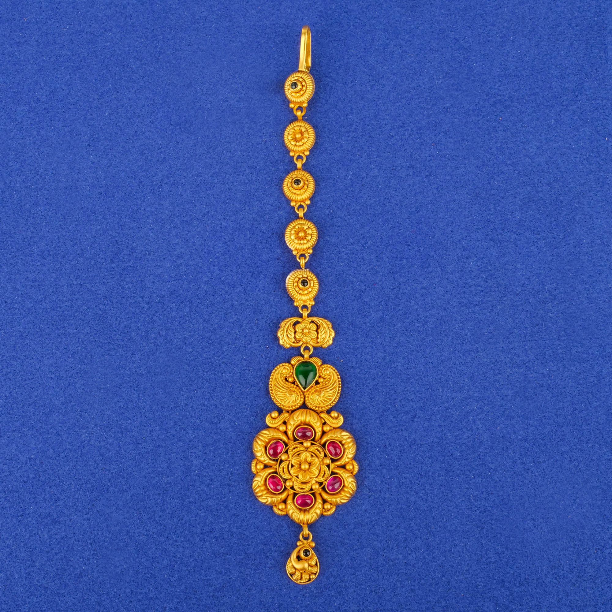 Twenty-Two Karat Gold 'Antique' Tikka