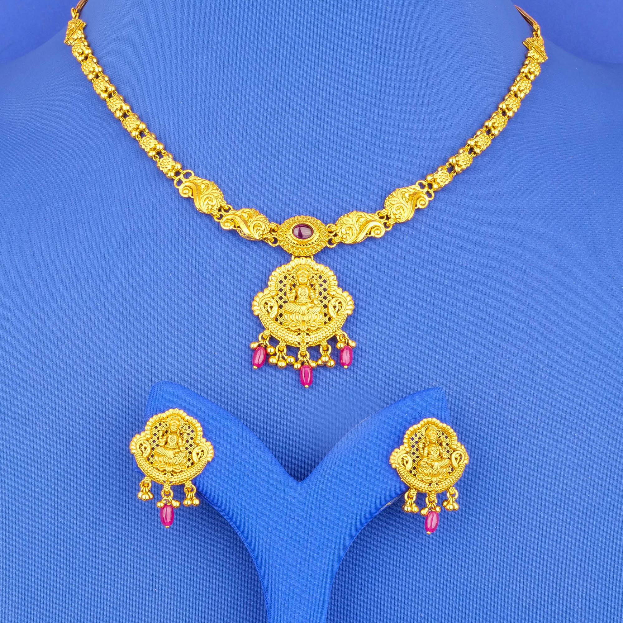 22K 'Antique' Gold Colored Stone 'Lakshmi' Necklace and Earring Set