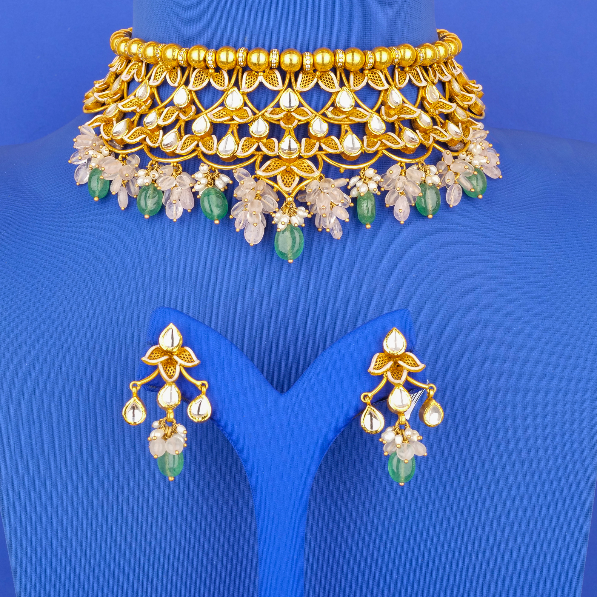 22K 'Antique' Necklace Earring Set w/ Stones