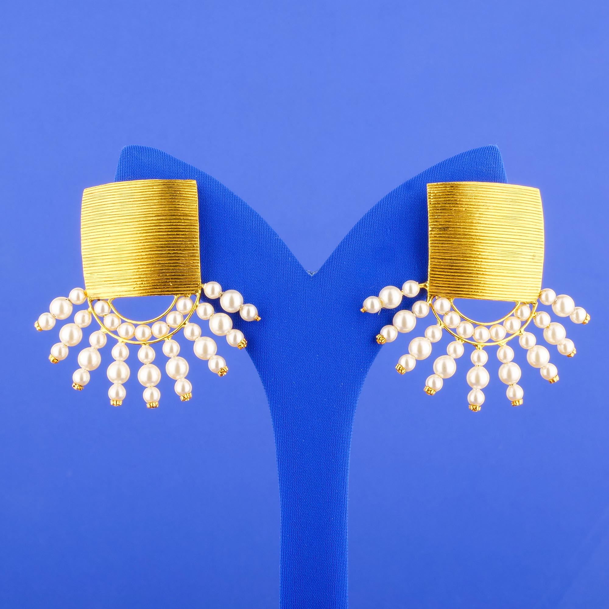 22K 'Antique' Pearl Earrings