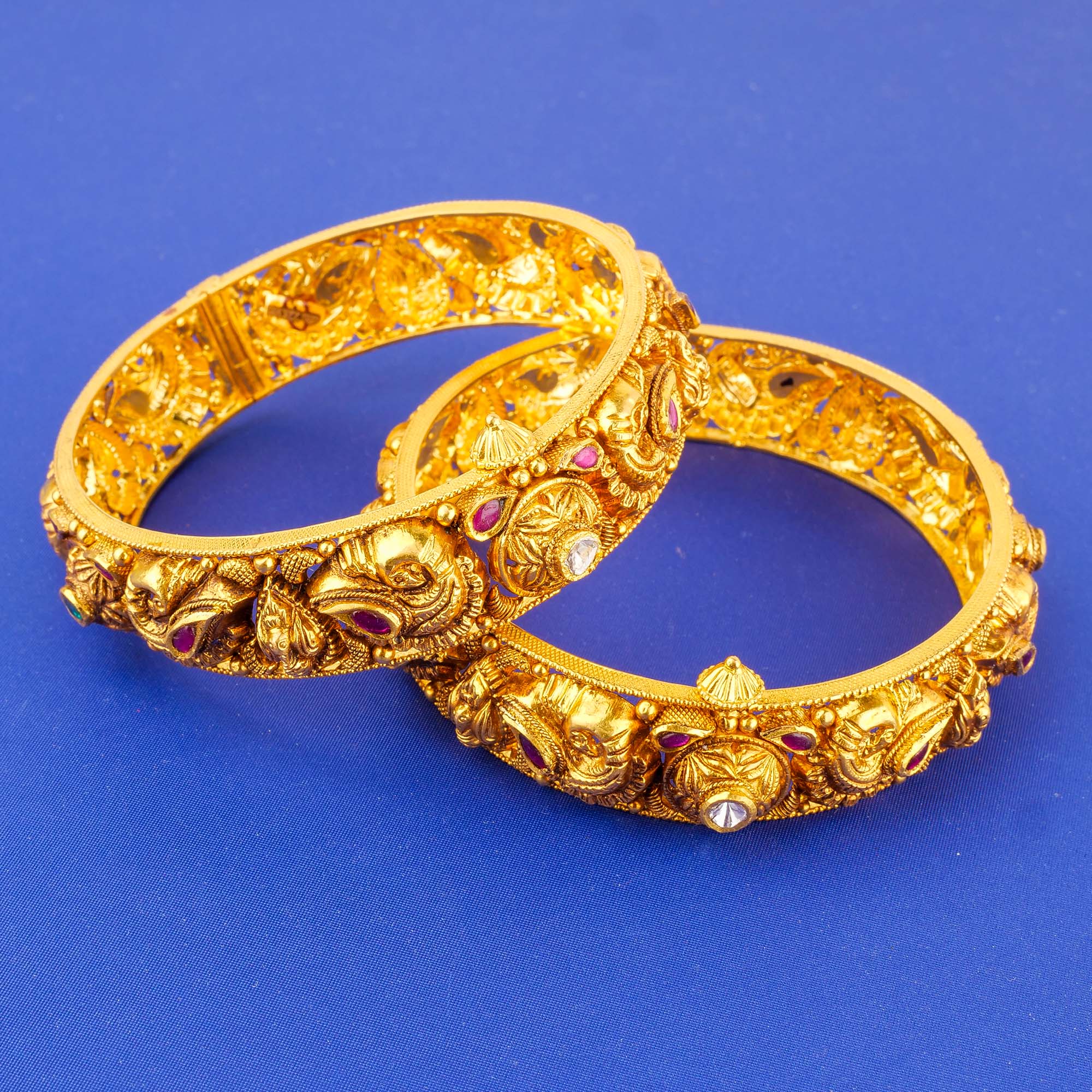 22K 'Antique' Kundan Bangles