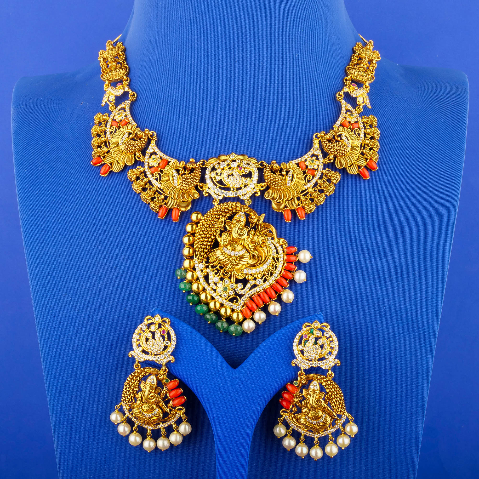 22K 'Antique' 'Ganesha' Coral Pearl Necklace and Earrings Set