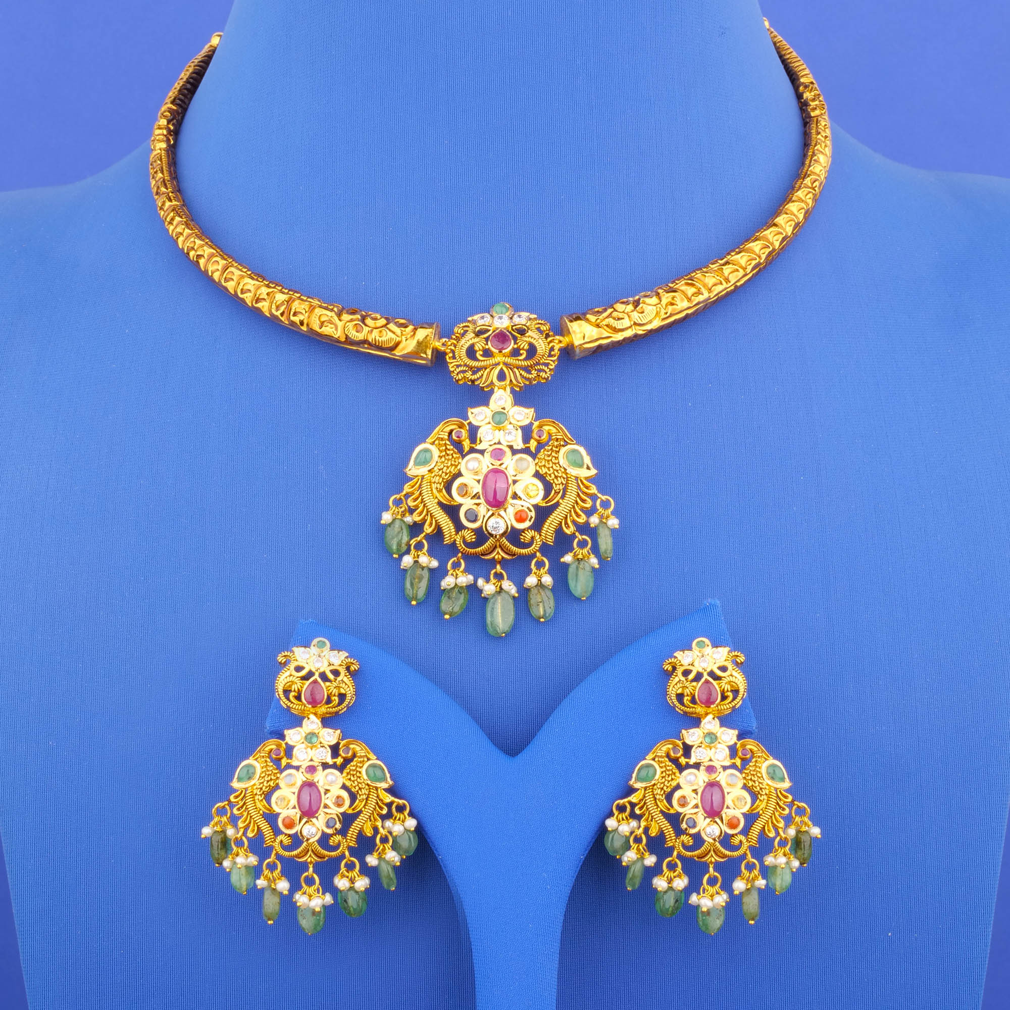 22K 'Antique' Navratna Pearl Necklace and Earrings Set
