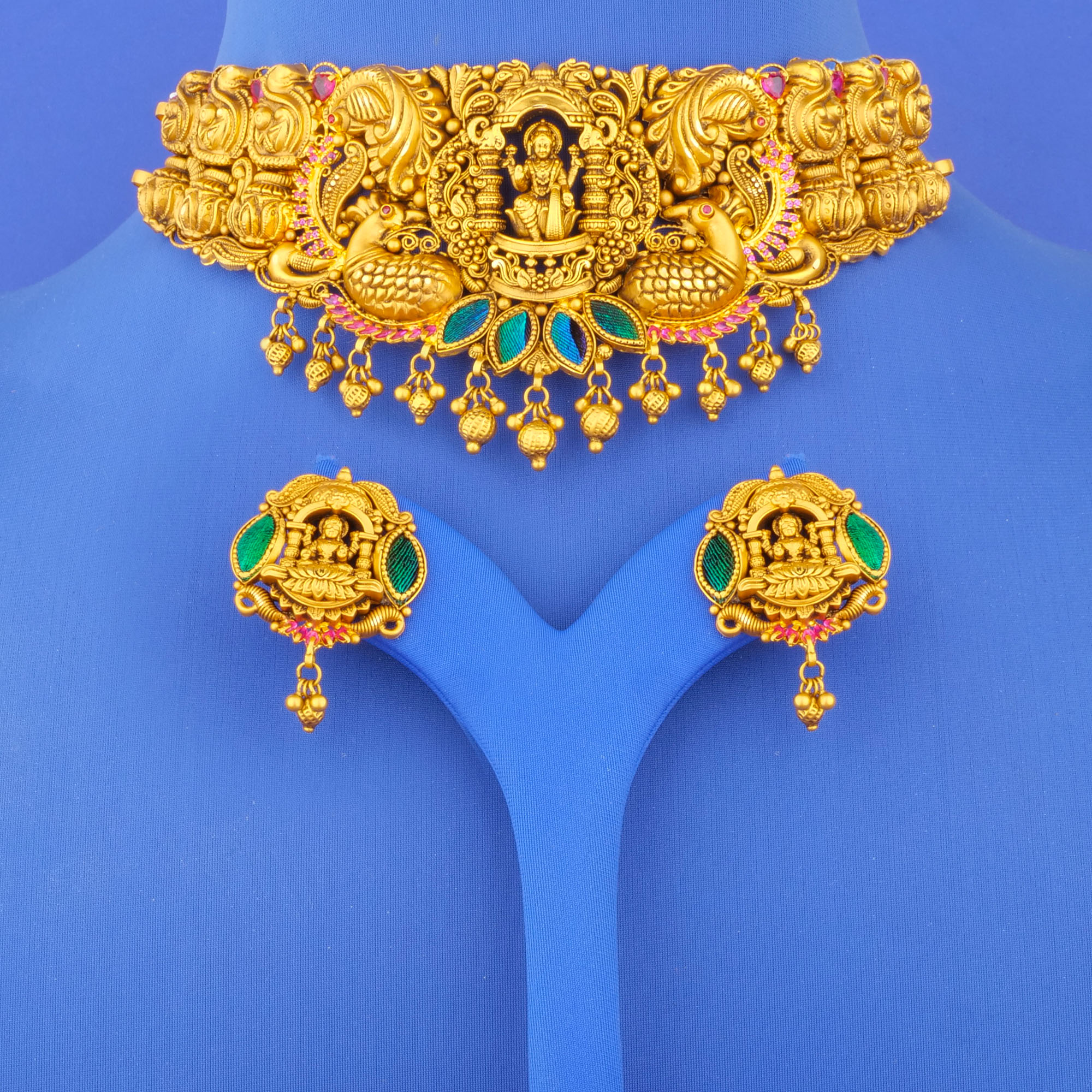 Twenty-Two Karat 'Antique' Minakari Cubic Zirconia/Colored Stone Choker/Necklace and Earrings Set