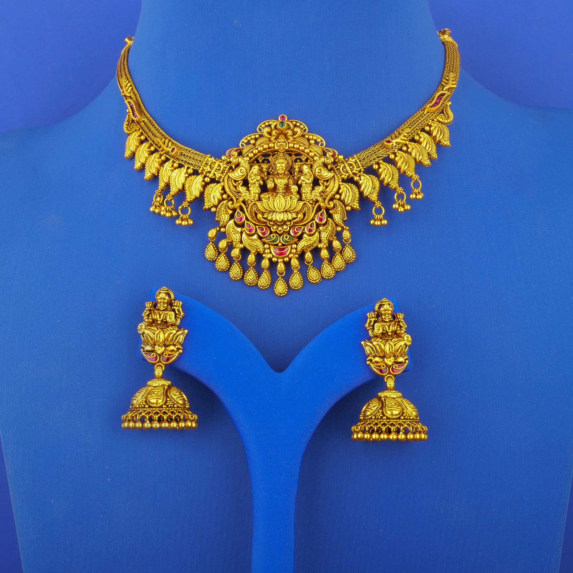 22K 'Antique' Gold 'Lakshmi' Necklace and Earrings Set