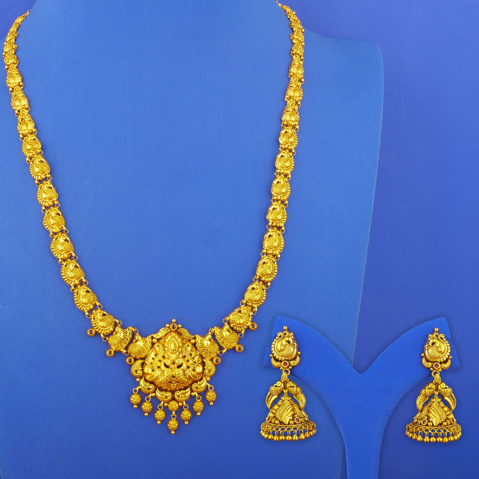 22K 'Antique' Gold Necklace and Earrings Set
