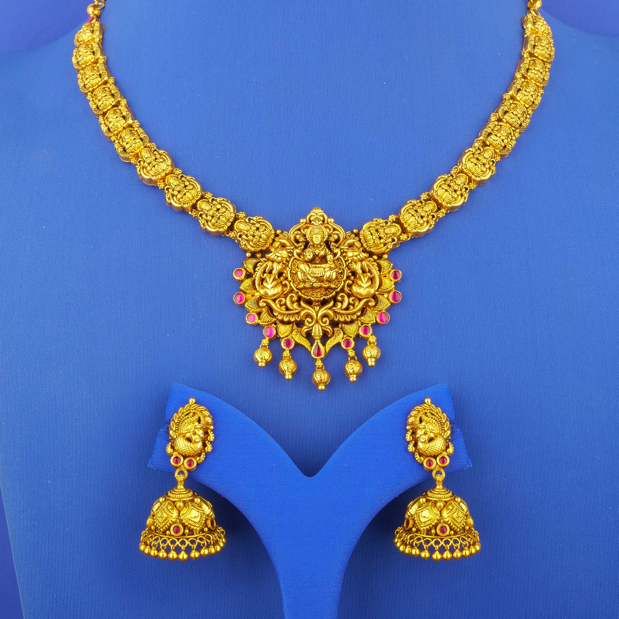 22K 'Antique' Gold 'Lakshmi' Necklace and Earrings Set