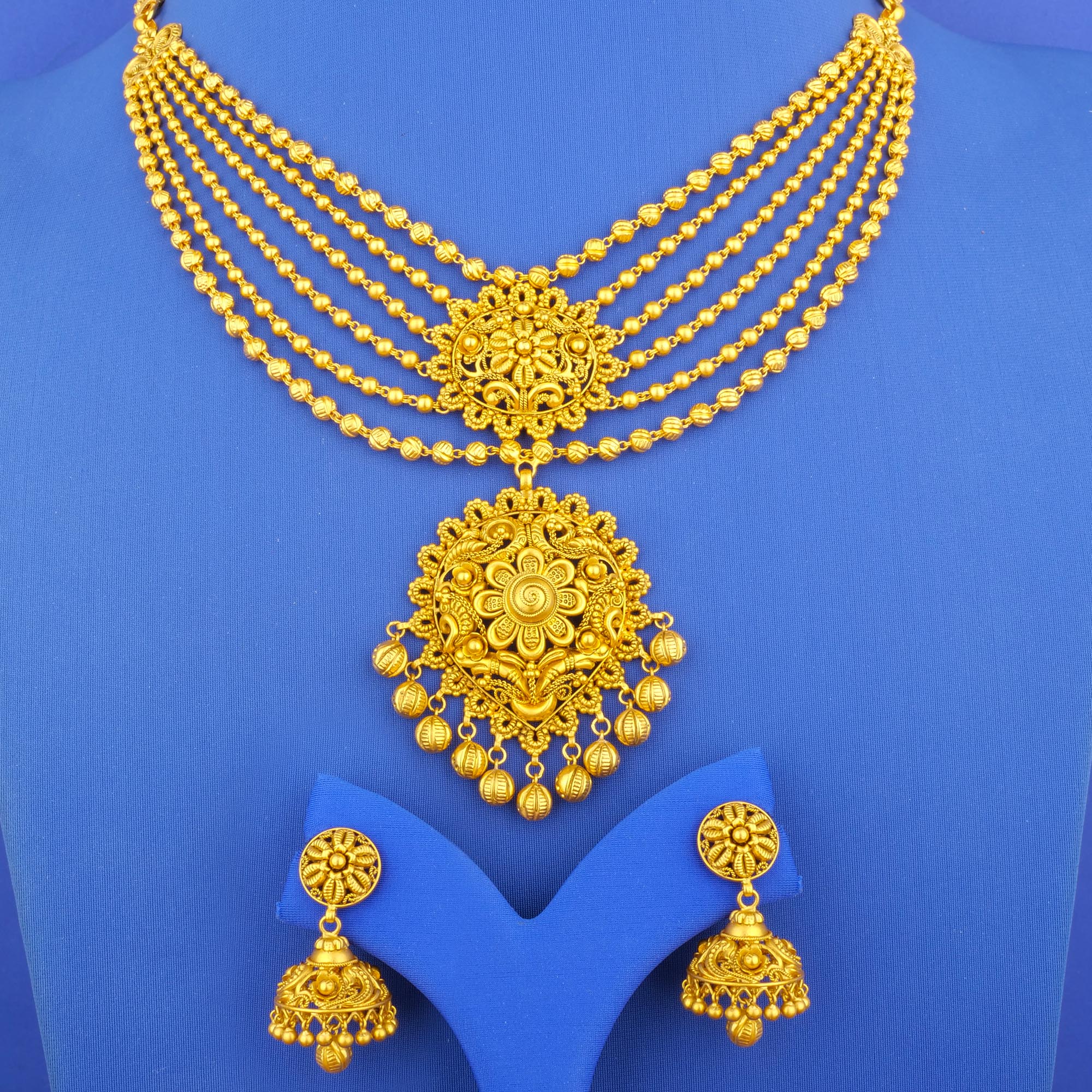22K 'Antique' Gold Necklace and Earrings Set