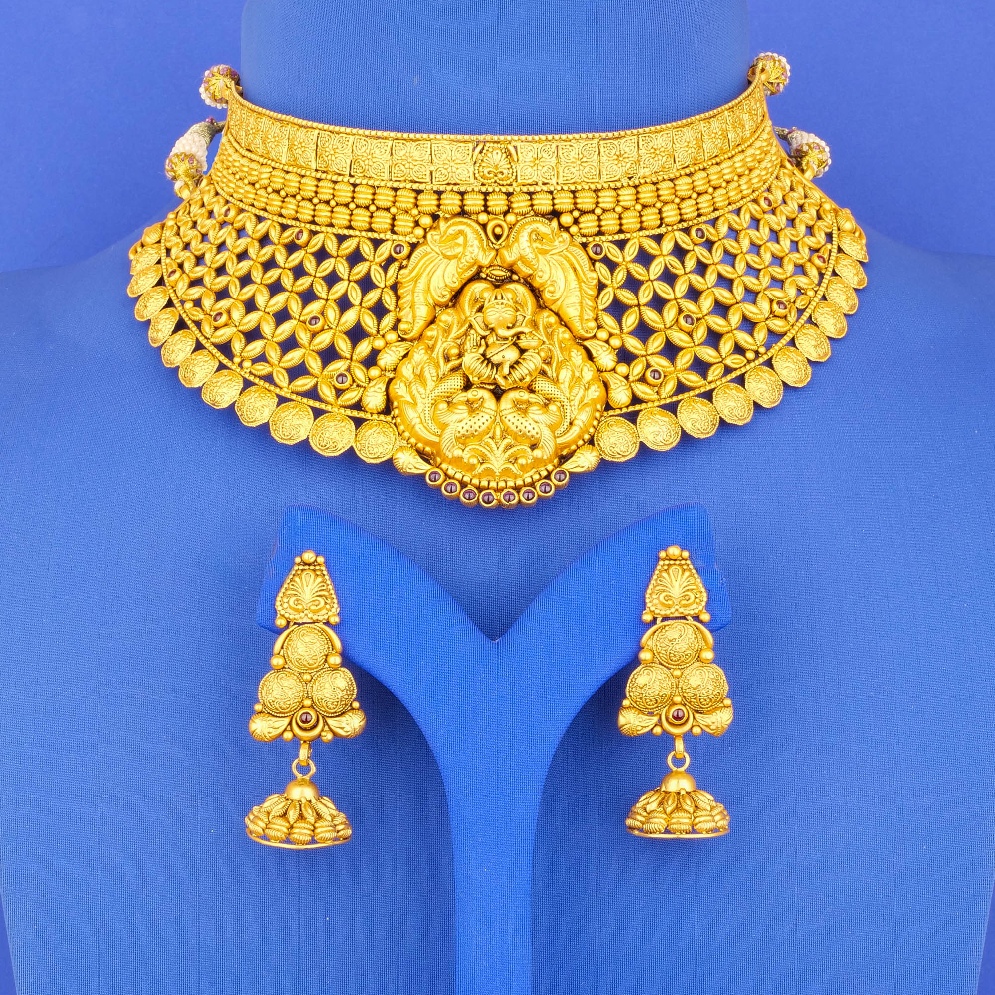 22K Gold 'Antique' Necklace & Earrings Set