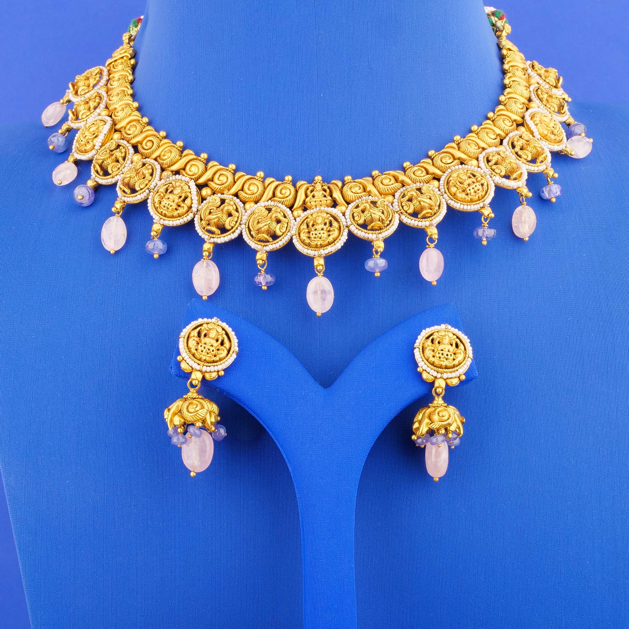 22K Gold 'Antique' Necklace and Earring Set